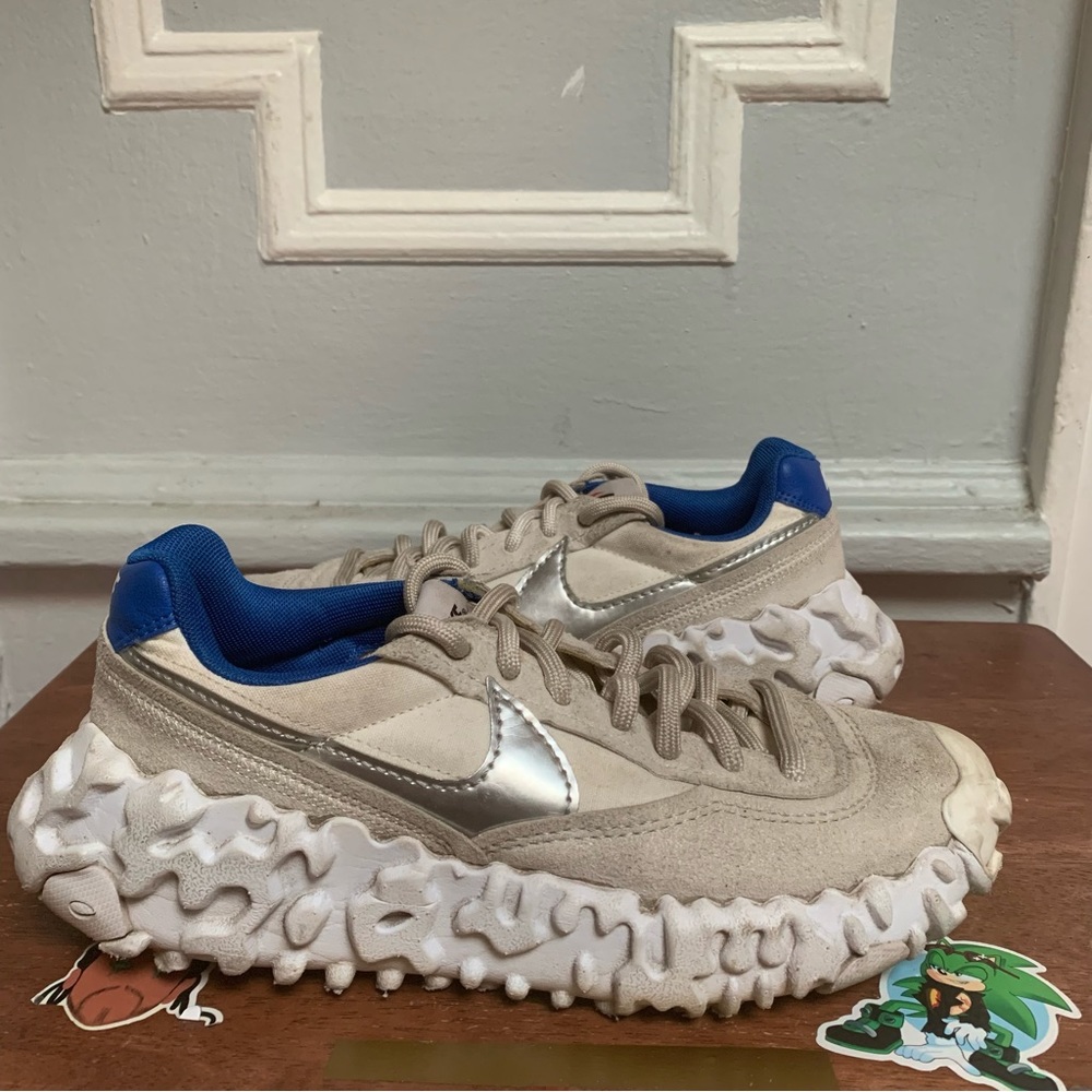 Nike over break, sz 7,  silver/blue